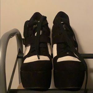 Wedges brand new